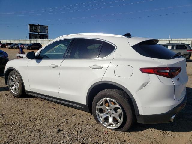 ZASPAKAN7M7D14962 - 2021 ALFA ROMEO STELVIO SPORT Weiß Foto 2