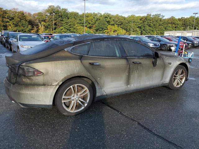 5YJSA1CG0DFP21124 - 2013 TESLA MODEL S Այրված լուսանկար 3