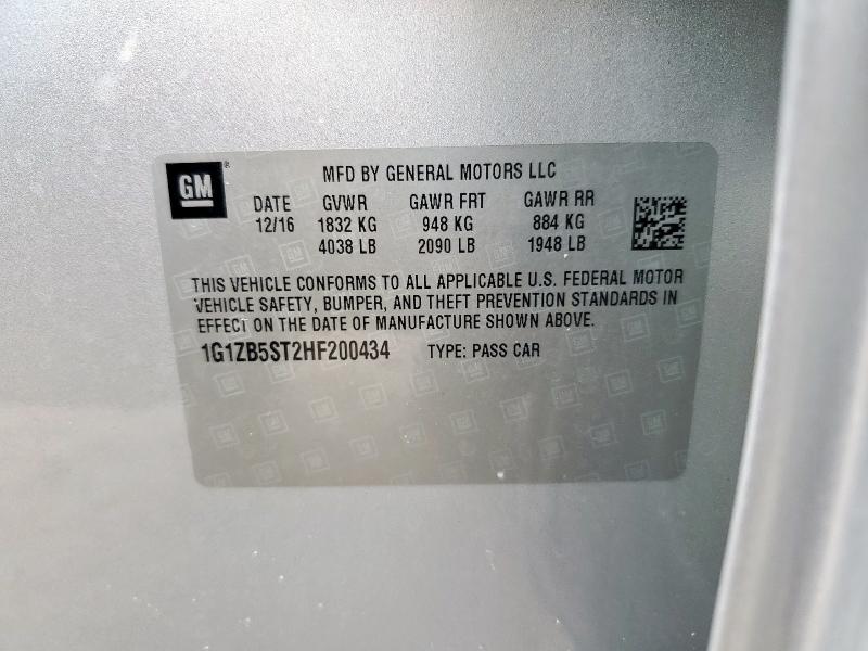 1G1ZB5ST2HF200434 - 2017 CHEVROLET MALIBU LS Argent photo 12