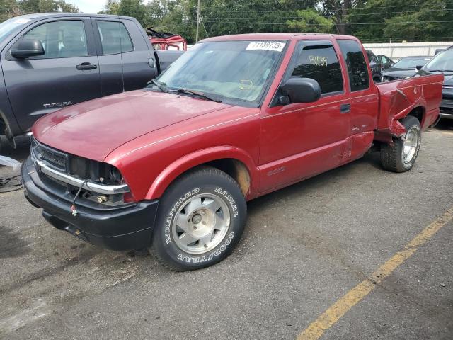1GCCS19W728133752 - 2002 CHEVROLET S TRUCK S10 RED photo 1