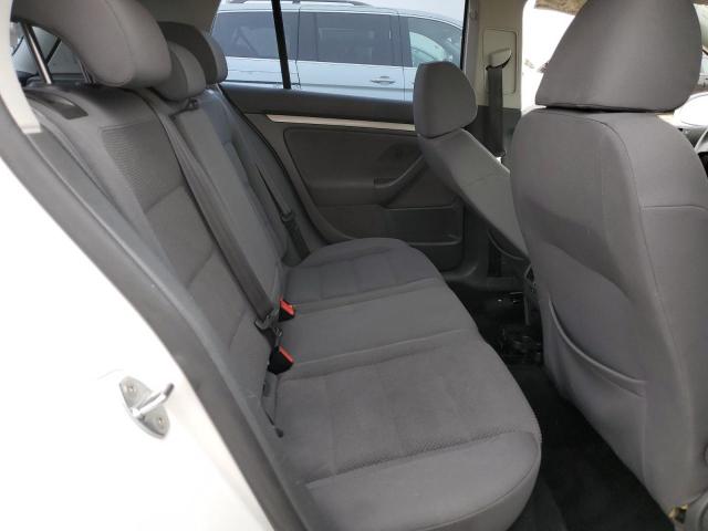 WVWDB71K09W138149 - 2009 VOLKSWAGEN RABBIT WHITE photo 10