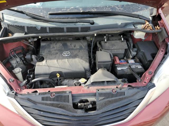 5TDKK3DC6BS117395 - 2011 TOYOTA SIENNA LE RED photo 12