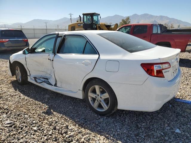 4T1BF1FK1EU351517 - 2014 TOYOTA CAMRY L WHITE photo 2