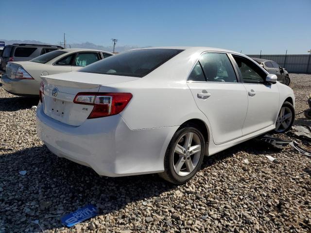 4T1BF1FK1EU351517 - 2014 TOYOTA CAMRY L WHITE photo 3