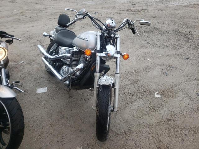 1HFSC18047A103104 - 2007 HONDA VT1100 C SILVER photo 1