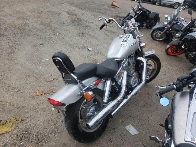 1HFSC18047A103104 - 2007 HONDA VT1100 C SILVER photo 4