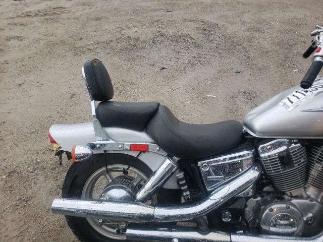 1HFSC18047A103104 - 2007 HONDA VT1100 C SILVER photo 6