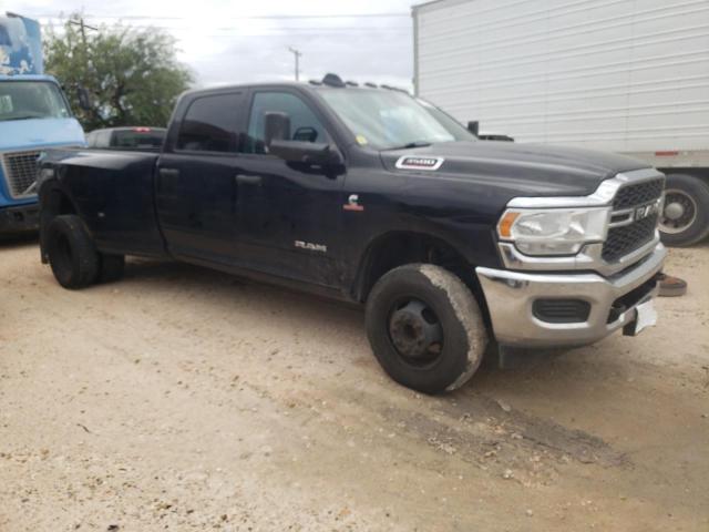 3C63RRGL7KG641742 - 2019 RAM 3500 TRADESMAN BLACK photo 4