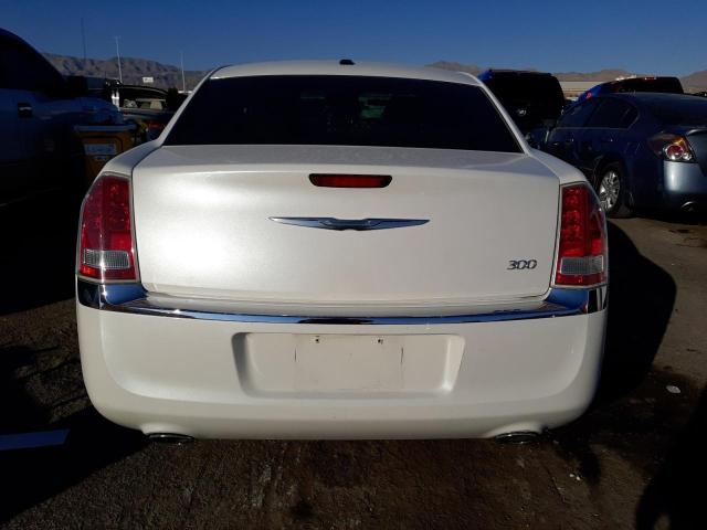 2C3CCAAG3CH104668 - 2012 CHRYSLER 300 WHITE photo 6