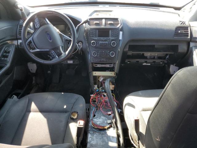 1FM5K8ARXJGB00056 - 2018 FORD EXPLORER POLICE INTERCEPTOR 白色 照片 8