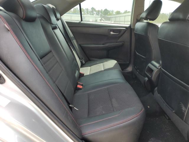 4T1BF1FK6HU452539 - 2017 TOYOTA CAMRY LE SILVER photo 10