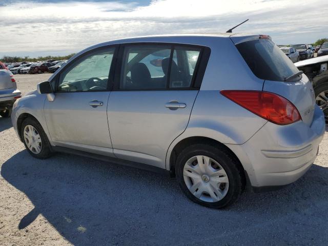 3N1BC1CP7BL450364 - 2011 NISSAN VERSA S SILVER photo 2