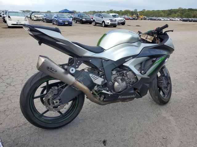 JKBZXJE15FA014320 - 2015 KAWASAKI ZX636 E SILVER photo 4