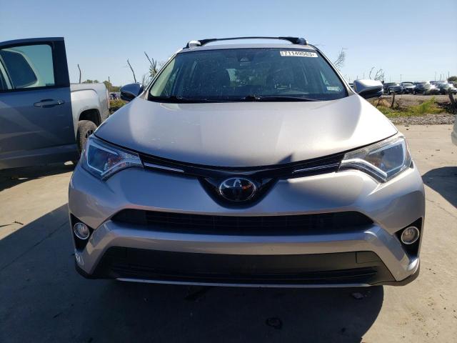 2T3RFREV7JW706426 - 2018 TOYOTA RAV4 ADVENTURE SILVER photo 5