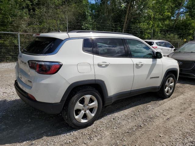 3C4NJCBB5JT272521 - 2018 JEEP COMPASS LATITUDE أبيض صورة 3