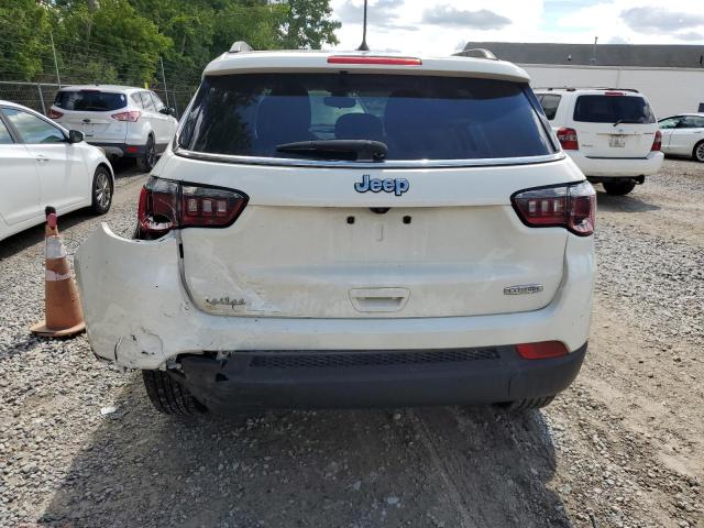 3C4NJCBB5JT272521 - 2018 JEEP COMPASS LATITUDE أبيض صورة 6