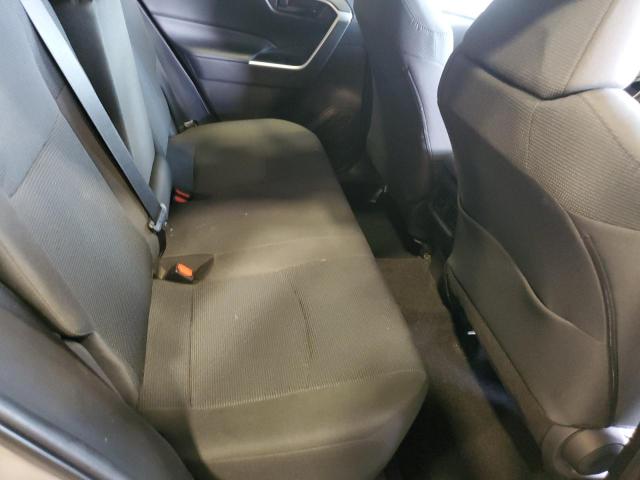 2T3G1RFV2NW321138 - 2022 TOYOTA RAV4 LE Արծաթագույն լուսանկար 11