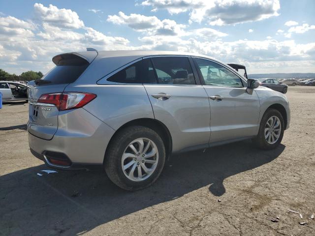 5J8TB4H33JL028261 - 2018 ACURA RDX SILVER photo 3