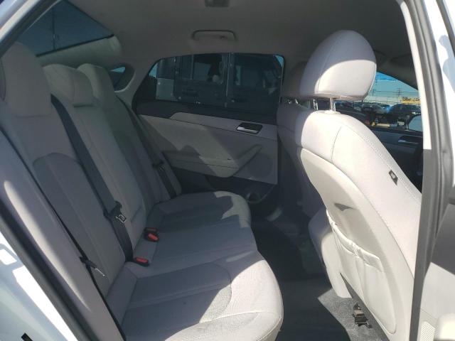 5NPE24AF7JH720006 - 2018 HYUNDAI SONATA SE თეთრი ფოტო 10