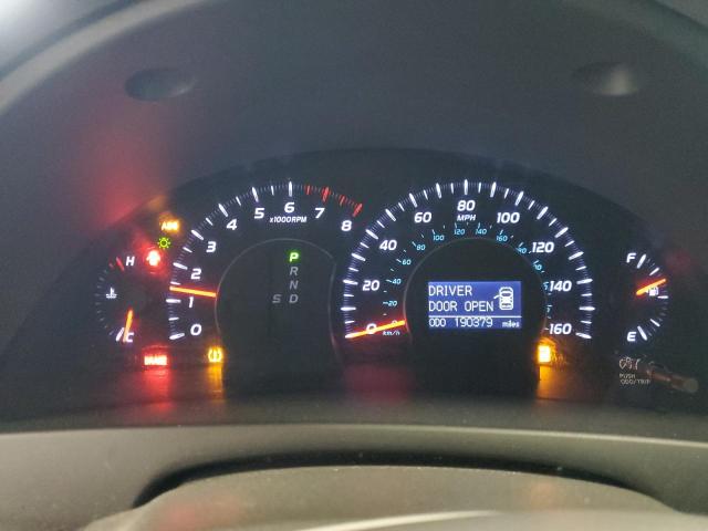 4T1BK3EK1BU627733 - 2011 TOYOTA CAMRY SE SILVER photo 9