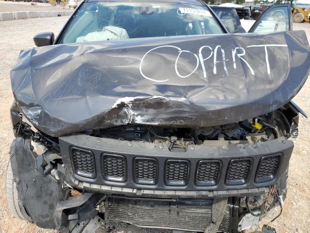 3C4NJDBB8KT653352 - 2019 JEEP COMPASS LATITUDE GRAY photo 12