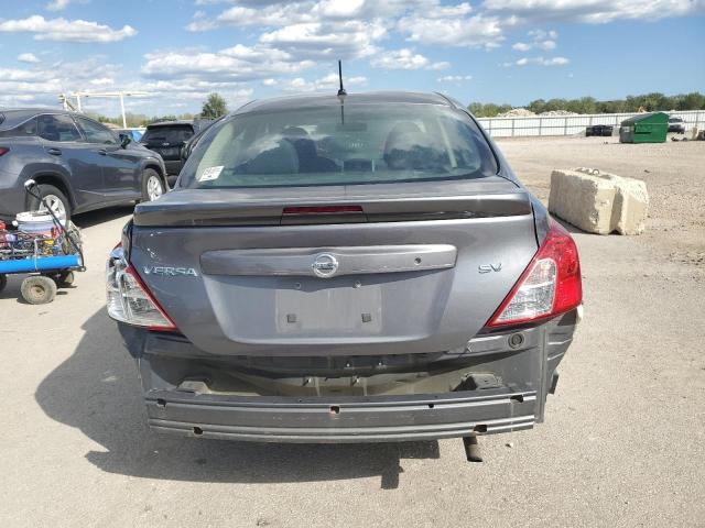 3N1CN7AP1HL849493 - 2017 NISSAN VERSA S GRAY photo 6