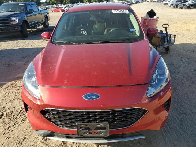 1FMCU0G62LUB01819 - 2020 FORD ESCAPE 4D SE RED photo 5