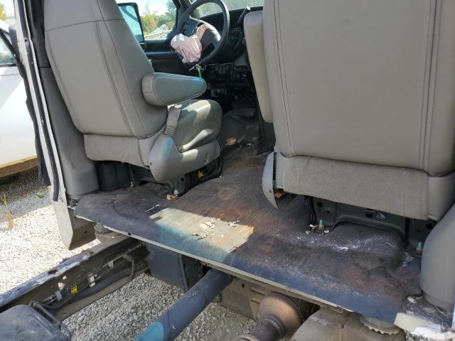 1HA0GSFG2KN010705 - 2019 CHEVROLET EXPRESS G3 Ақ фото 10