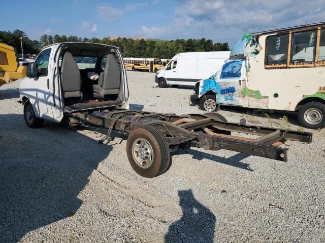 1HA0GSFG2KN010705 - 2019 CHEVROLET EXPRESS G3 Ақ фото 2