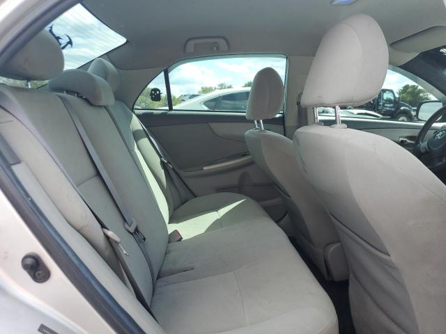 1NXBU4EE1AZ372297 - 2010 TOYOTA COROLLA BASE ვერცხლისფერი ფოტო 10