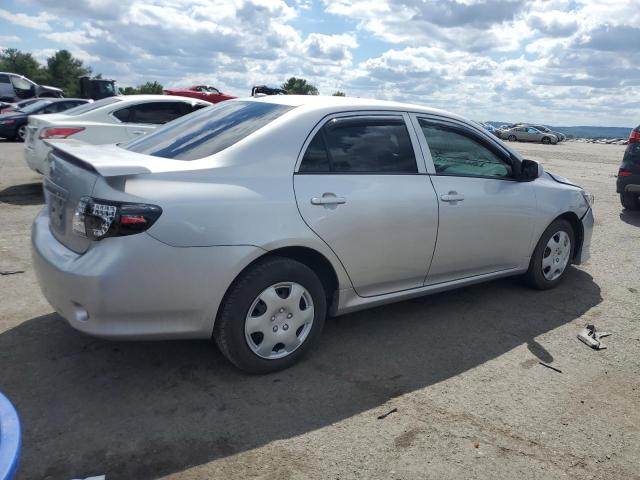 1NXBU4EE1AZ372297 - 2010 TOYOTA COROLLA BASE ვერცხლისფერი ფოტო 3