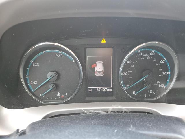 JTMRJREV5JD199022 - 2018 TOYOTA RAV4 HV LE Серебристый фото 9