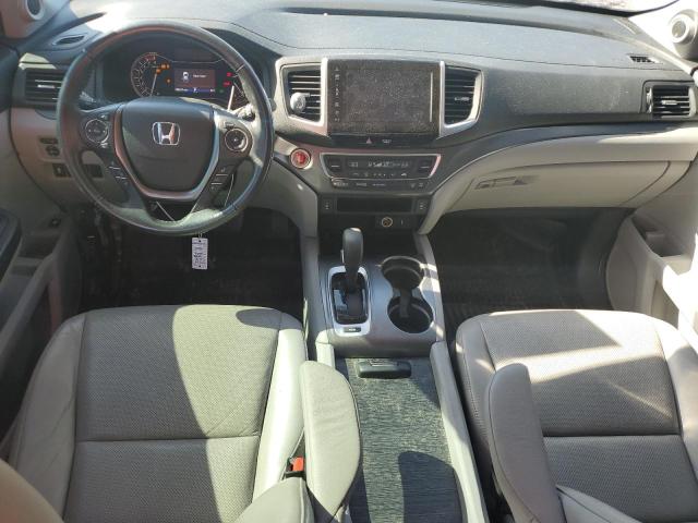 5FPYK2F64JB002946 - 2018 HONDA RIDGELINE RTL Argent photo 8