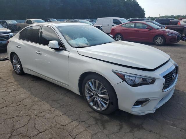 JN1EV7AR2KM590522 - 2019 INFINITI Q50 LUXE 白色 照片 4