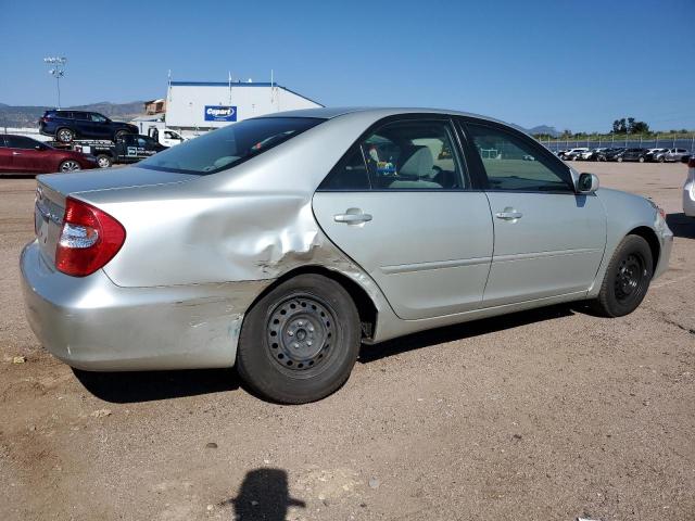 JTDBE32K940272997 - 2004 TOYOTA CAMRY LE SILVER photo 3