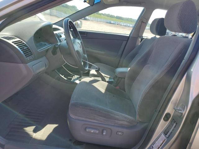 JTDBE32K940272997 - 2004 TOYOTA CAMRY LE SILVER photo 7