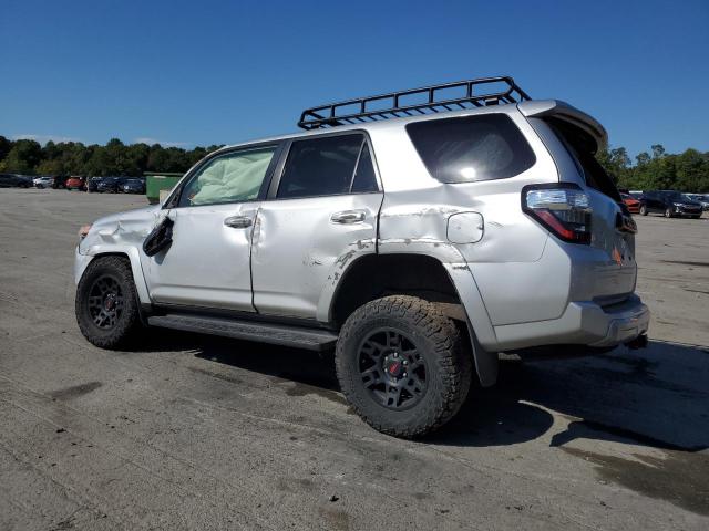JTEBU5JR6G5373690 - 2016 TOYOTA 4RUNNER SR5/SR5 PREMIUM Gümüş foto 2