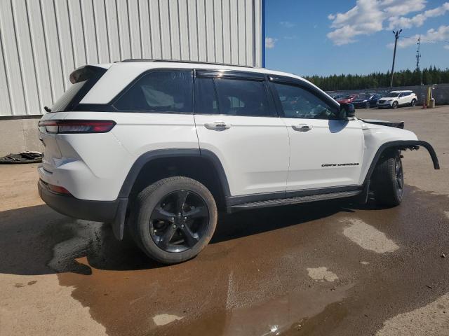 1C4RJHAG5PC508651 - 2023 JEEP GRAND CHER LAREDO WHITE photo 3