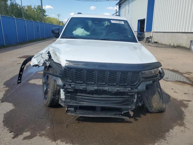 1C4RJHAG5PC508651 - 2023 JEEP GRAND CHER LAREDO WHITE photo 5