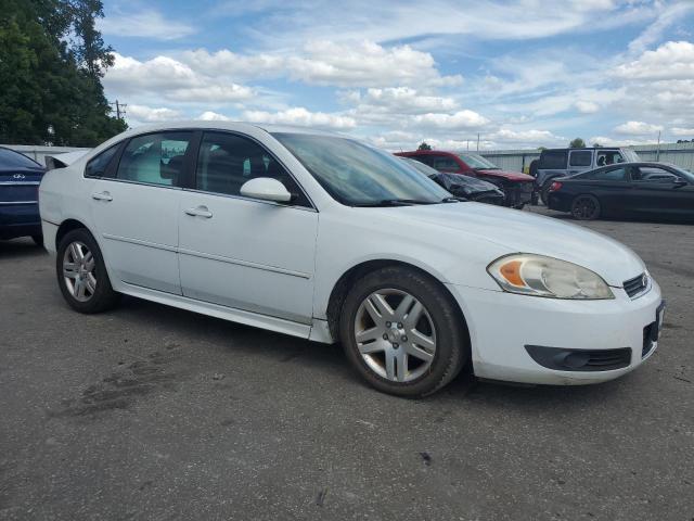 2G1WG5EK1B1290696 - 2011 CHEVROLET IMPALA LT WHITE photo 4