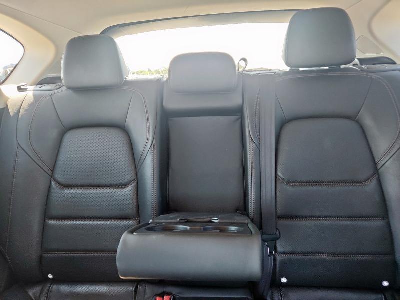 JM3KFADM7J1346768 - 2018 MAZDA CX-5 GRAND TOURING BLUE photo 10