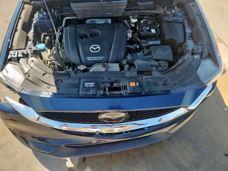 JM3KFADM7J1346768 - 2018 MAZDA CX-5 GRAND TOURING BLUE photo 12