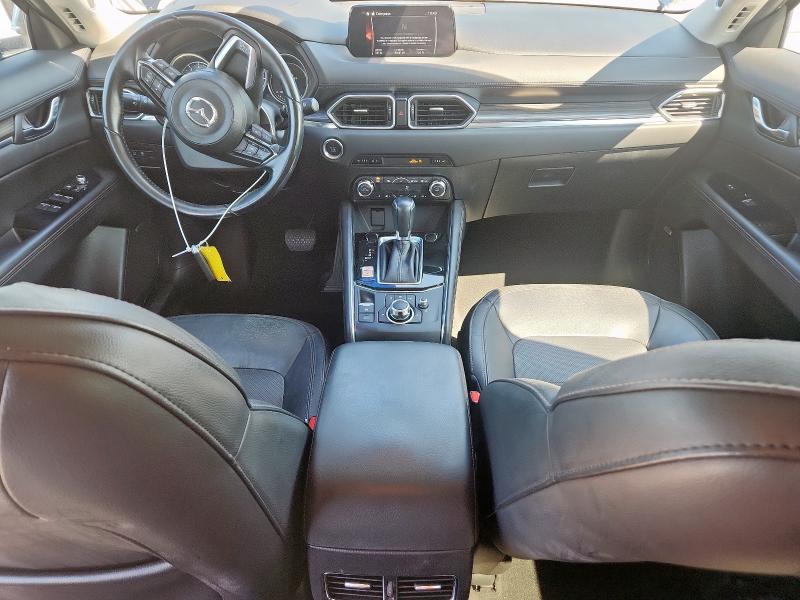 JM3KFADM7J1346768 - 2018 MAZDA CX-5 GRAND TOURING BLUE photo 8