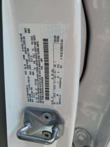 1FMCU9GDXJUC86069 - 2018 FORD ESCAPE SE WHITE photo 12