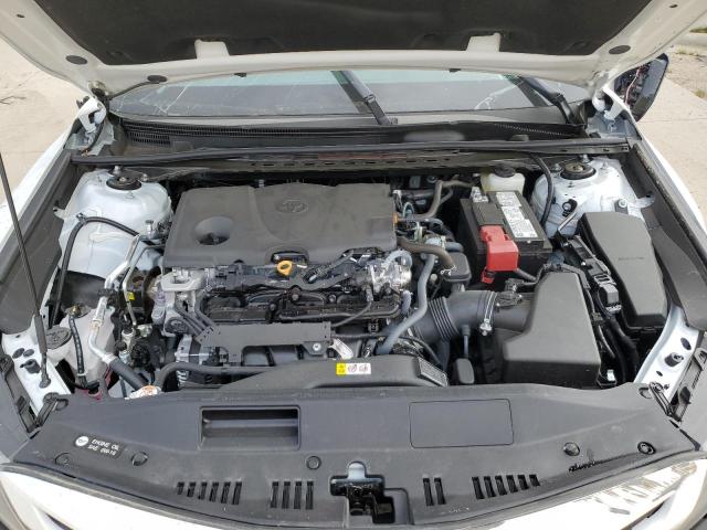 4T1T11AK0PU814678 - 2023 TOYOTA CAMRY SE NIGHT SHADE WHITE photo 11