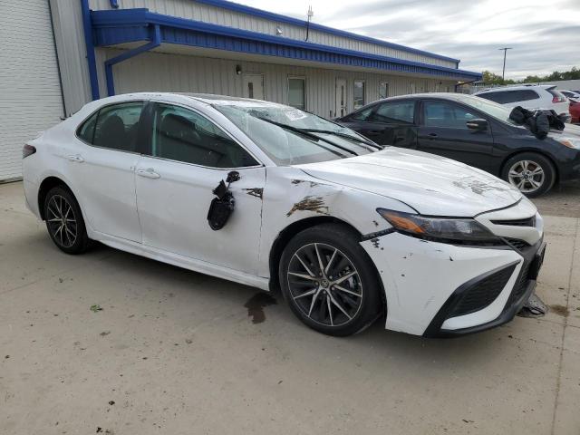 4T1T11AK0PU814678 - 2023 TOYOTA CAMRY SE NIGHT SHADE WHITE photo 4