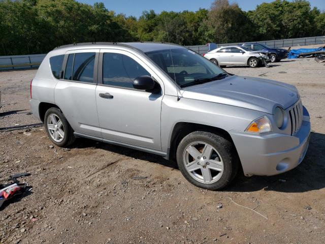 1J8FT47W77D219195 - 2007 JEEP COMPASS SILVER photo 4