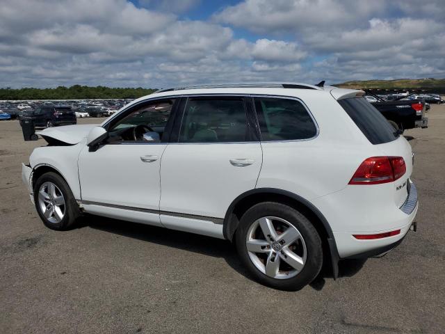 WVGEF9BP5DD012318 - 2013 VOLKSWAGEN TOUAREG V6 白色 照片 2