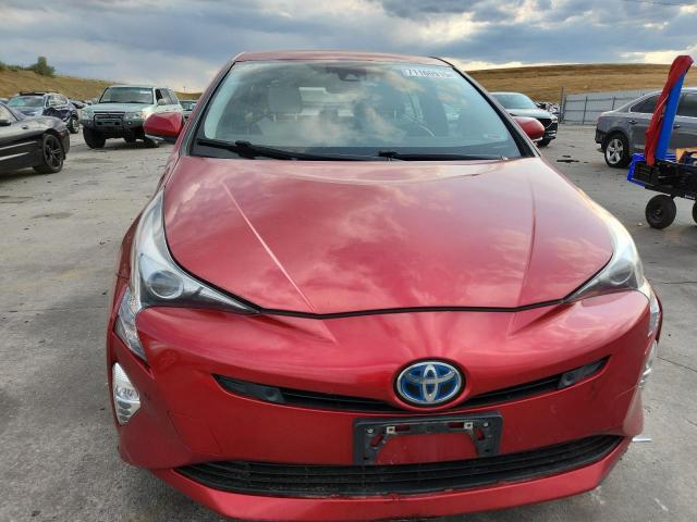 JTDKARFU2G3526871 - 2016 TOYOTA PRIUS 栗色 照片 5