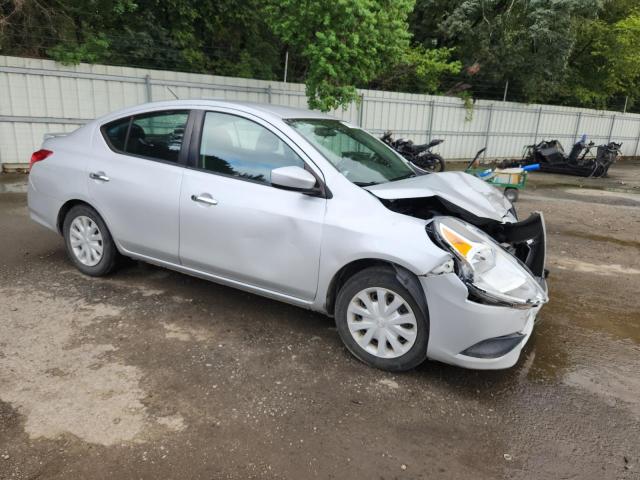 3N1CN7AP8KL812769 - 2019 NISSAN VERSA S 银色 照片 4